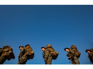 WSJ узнала о переброске на Ближний Восток сил морской пехоты США