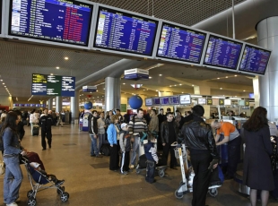 Эмиграция растёт: тысячи россиян ищут новый дом