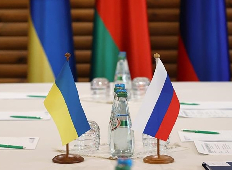 Зимой переговоры застряли: ультиматумы Москвы и расширение санкций